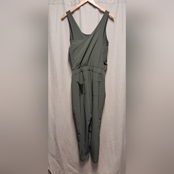 Patagonia Sage Green Women's Jumpsuit - Picture 2 of 3